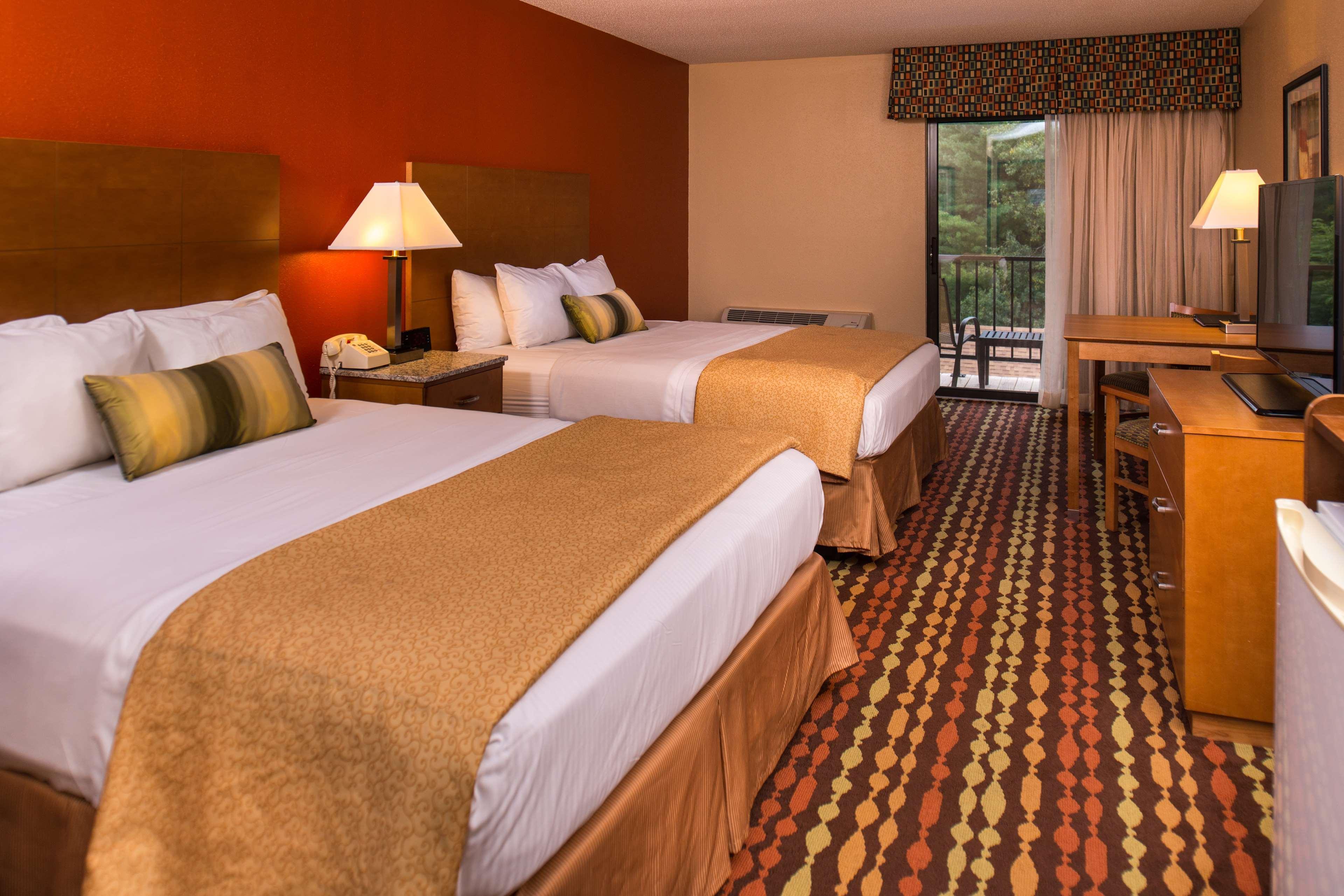 Best Western Ambassador Inn&Suites Wisconsin Dells Exterior foto