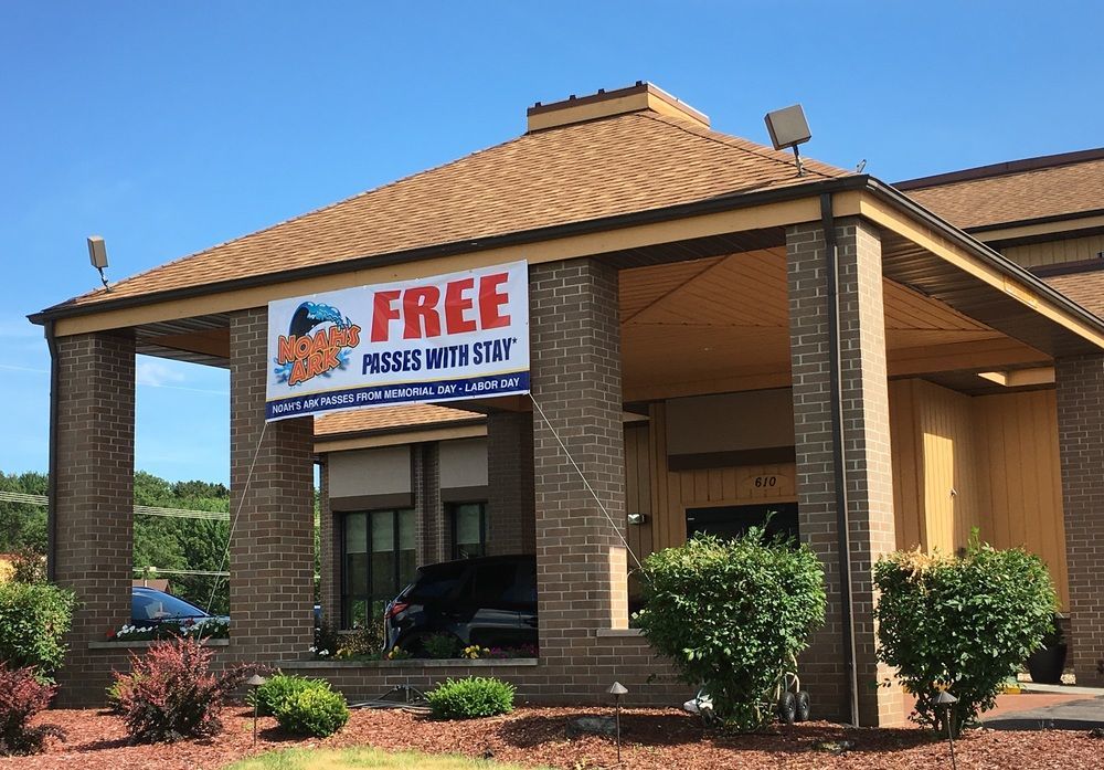 Best Western Ambassador Inn&Suites Wisconsin Dells Exterior foto